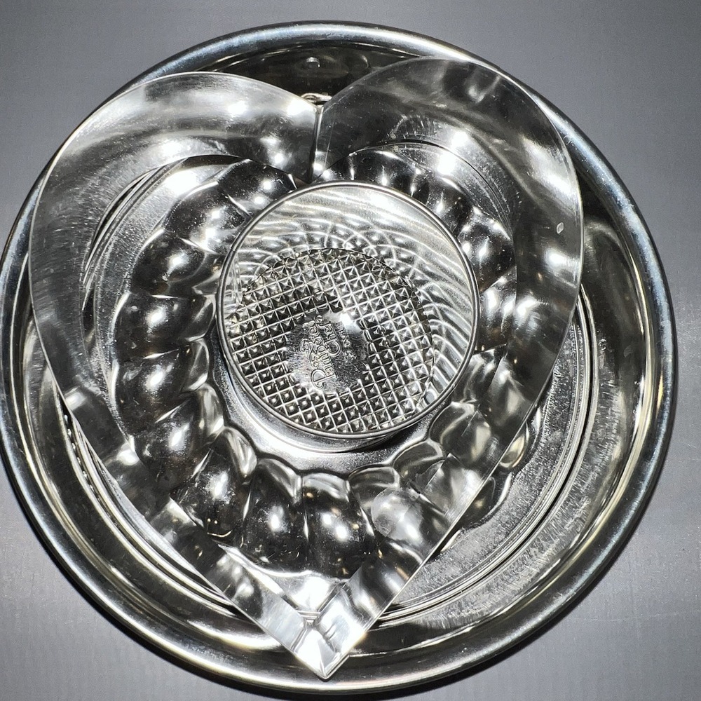 Pampered Chef Springform Pan Set #1540 Heart Circle Round Cake Metal 4 Pc